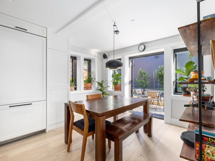 3918 Carolina Street, Vancouver, BC, V5V 1X8 - 16