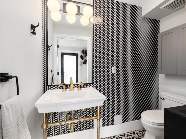 3918 Carolina Street, Vancouver, BC, V5V 1X8 - 21