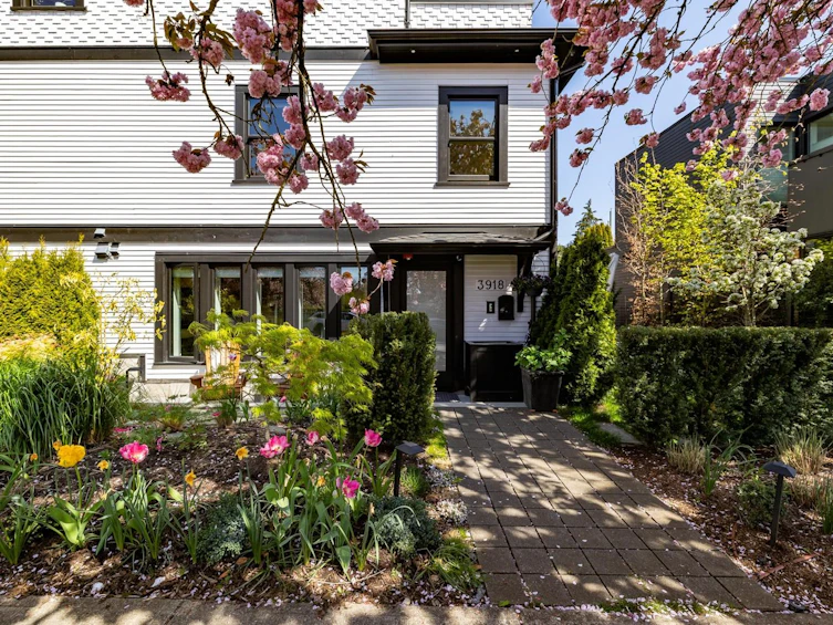 3918 Carolina Street, Vancouver, BC, V5V 1X8 - 2