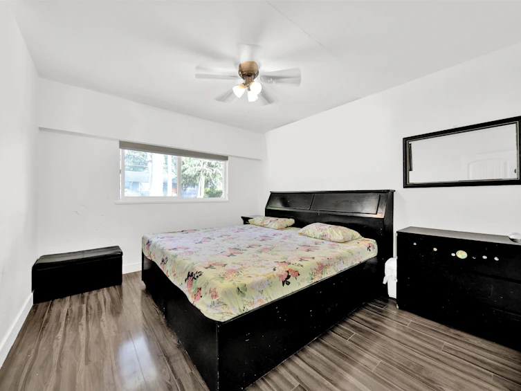 10231 Semiahmoo Road, Surrey, BC, V3T 3N5 - 10