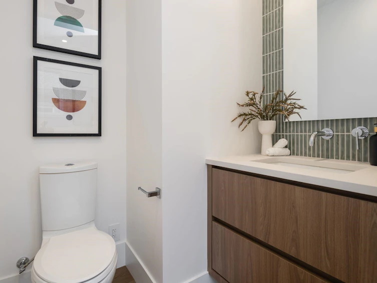 1-950 W 57th Avenue, Vancouver, BC, V6P 1S3 - 8