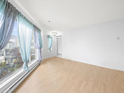 304-7800 St. Albans Road - 5