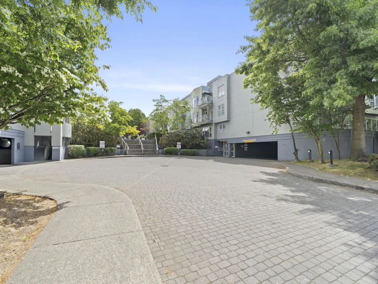 304-7800 St. Albans Road, Richmond, BC, V6Y 3Y5 - 33