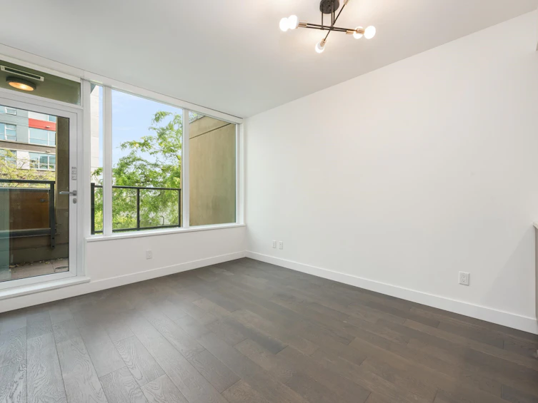 207-288 W 1st Avenue, Vancouver, BC, V5Y 0E9 - 2