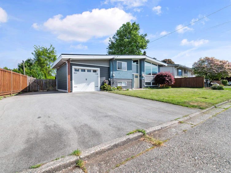 46155 Larch Avenue, Chilliwack, BC, V2P 1E7 - 2