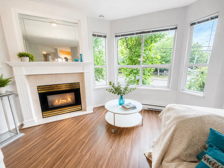 312-1575 Best Street, Surrey, BC, V4B 5K1 - 2