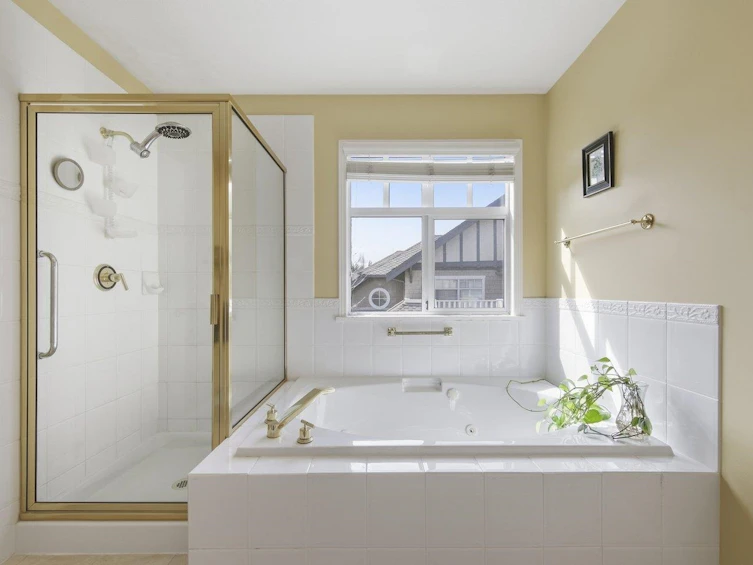 31-5650 Hampton Place, Vancouver, BC, V6T 2G5 - 28