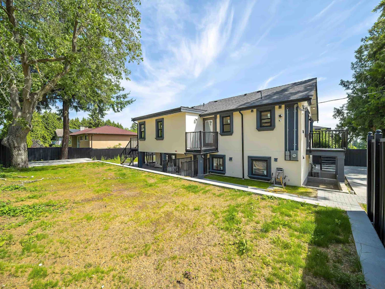 7620 Gilley Avenue, Burnaby, BC, V5J 4X8 - 4