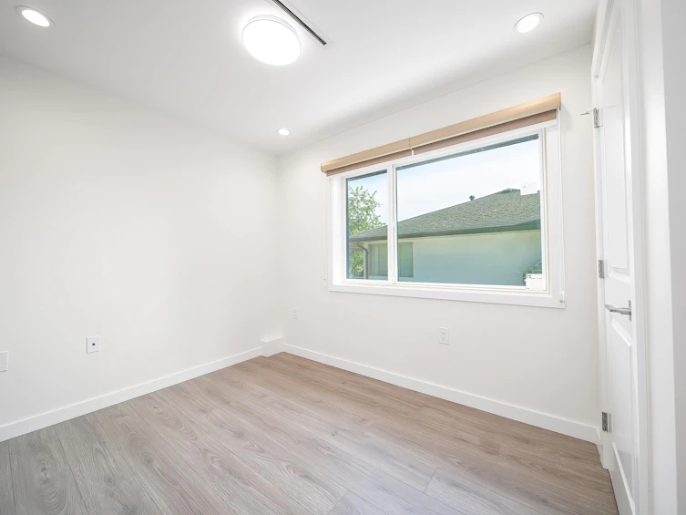 7620 Gilley Avenue, Burnaby, BC, V5J 4X8 - 30