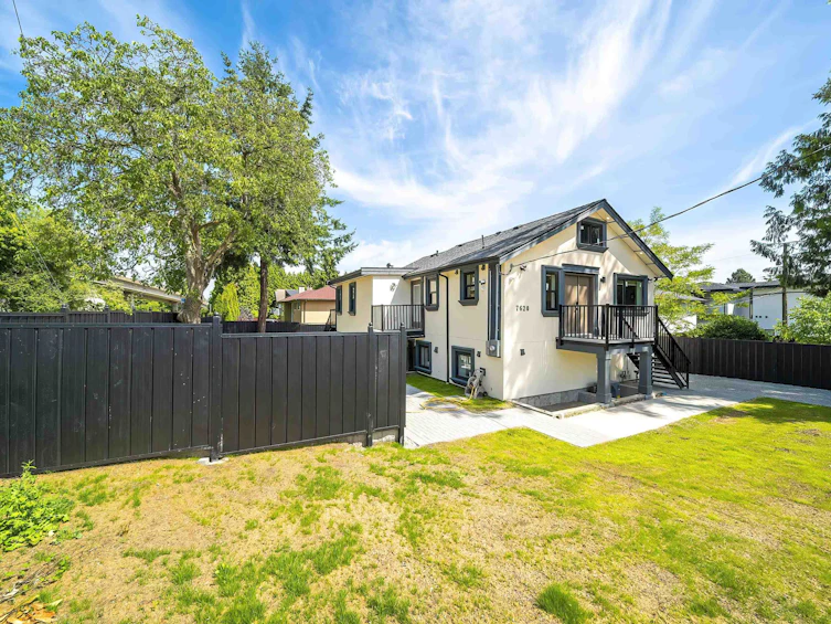 7620 Gilley Avenue, Burnaby, BC, V5J 4X8 - 2