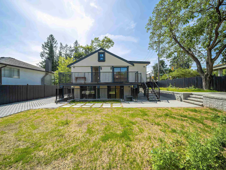 7620 Gilley Avenue, Burnaby, BC, V5J 4X8 - 7