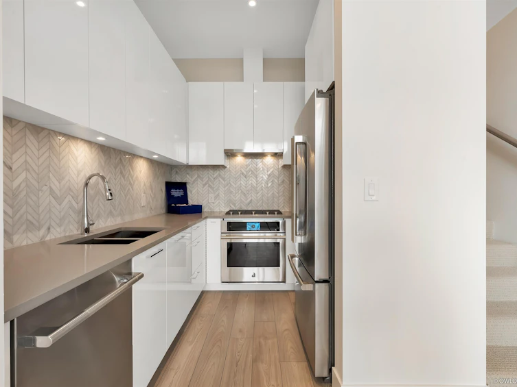 3559 E Kent Avenue North, Vancouver, BC, V5S 0H6 - 13