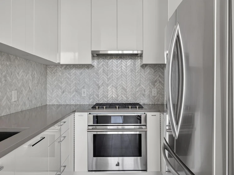 3559 E Kent Avenue North, Vancouver, BC, V5S 0H6 - 9