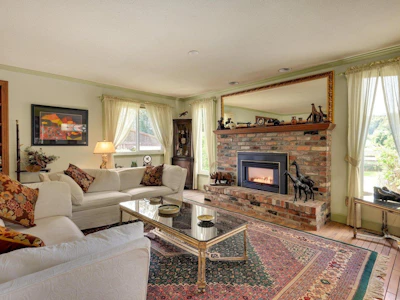 8131 252 Street - 4