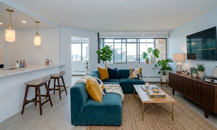 1504-6631 Minoru Boulevard
