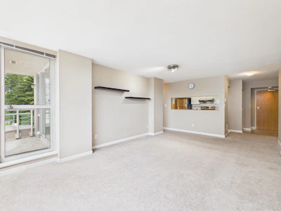 402-9633 Manchester Drive - 3
