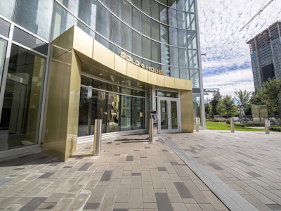 3804-6383 Mckay Avenue - 3