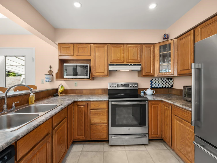 7457 Minster Dr. West, Delta, BC, V4C 4L8 - 16