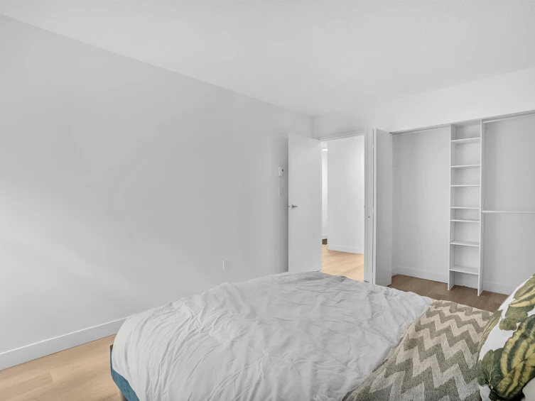 111-6931 Cooney Road, Richmond, BC, V6Y 2J9 - 16