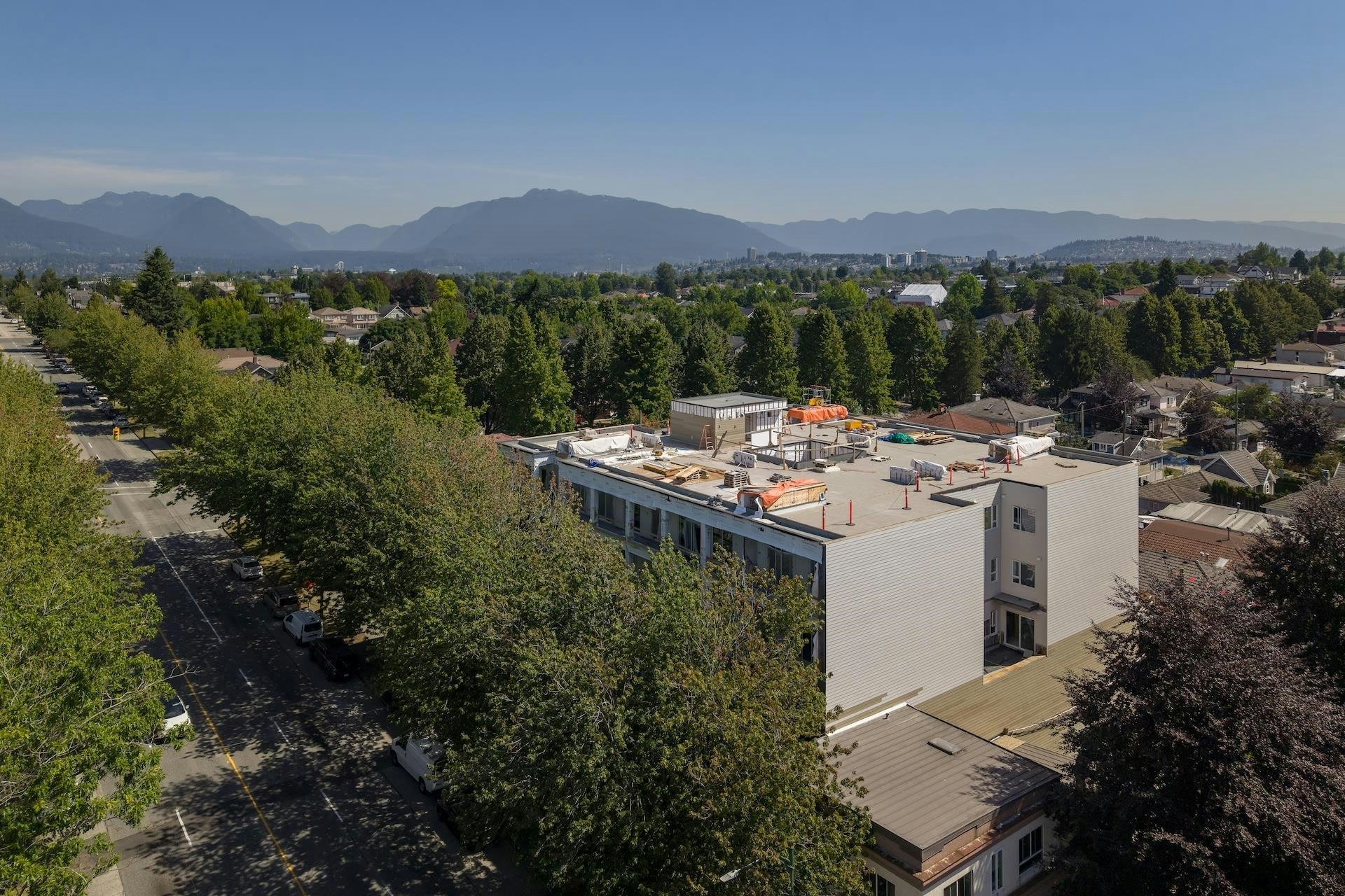 405-2250 Nanaimo Street, Vancouver, BC, V5N 5C9