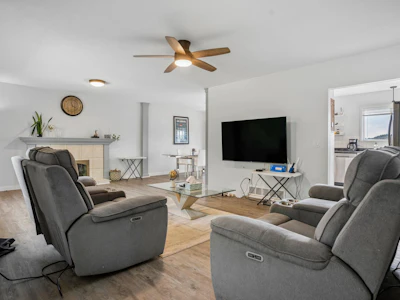 1617 Western Drive - 3