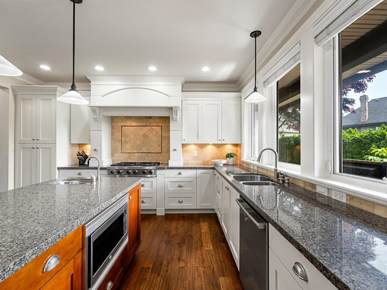 13385 23 Avenue, Surrey, BC, V4A 9S9 - 8