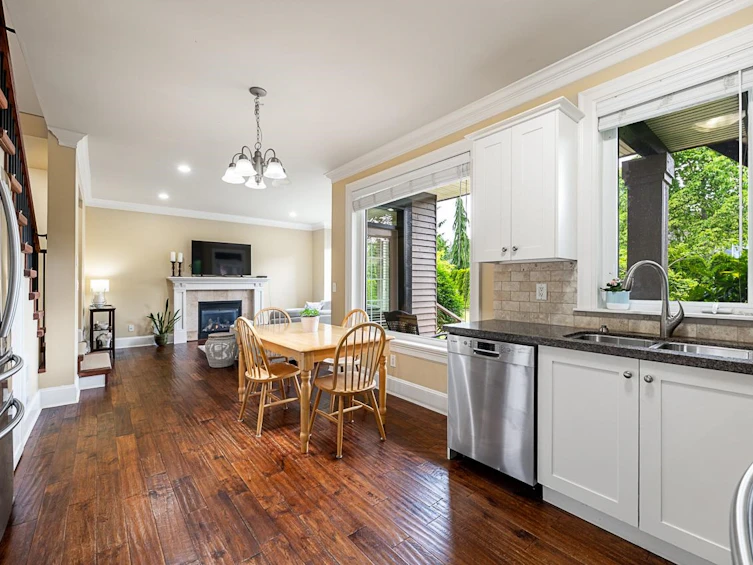 13385 23 Avenue, Surrey, BC, V4A 9S9 - 23