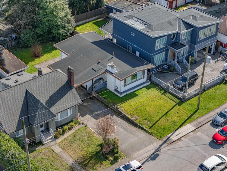 7750 15th Avenue, Burnaby, BC, V3N 1W5 - 30