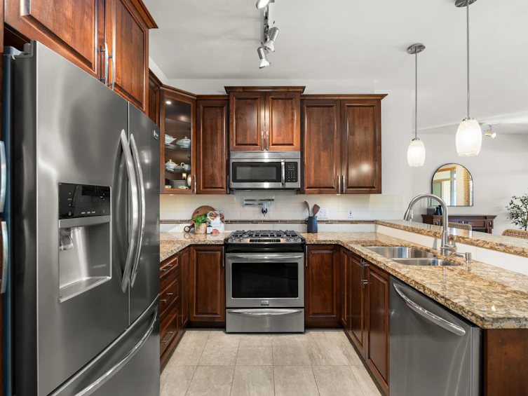 202-2860 Trethewey Street, Abbotsford, BC, V2T 0G5 - 7