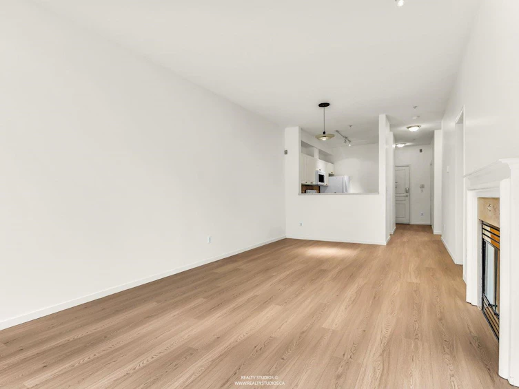 111-5800 Andrews Road, Richmond, BC, V7E 6M2 - 7