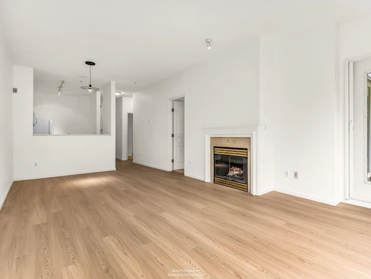 111-5800 Andrews Road, Richmond, BC, V7E 6M2 - 11