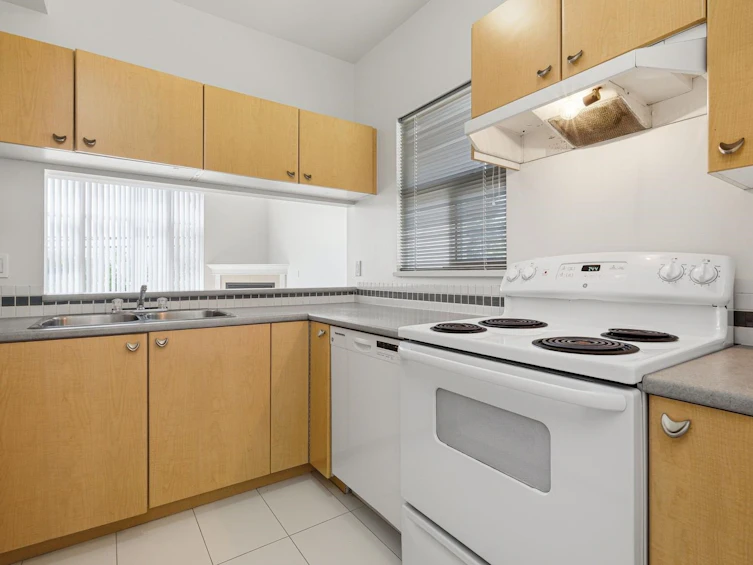 1-5900 Muir Drive, Richmond, BC, V6V 2Y8 - 13
