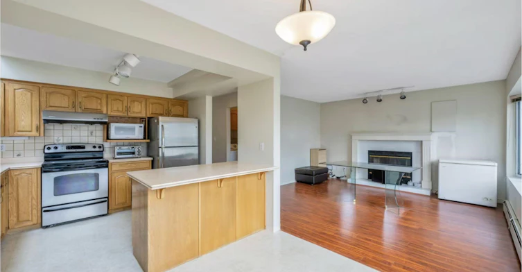 3000 West King Edward Avenue, Vancouver, BC, V6L 1V4 - 2