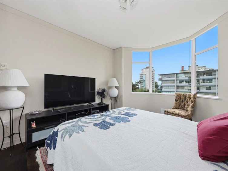 102-123 E Keith Road, North Vancouver, BC, V7L 1V1 - 32