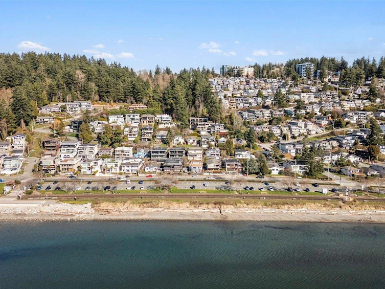 14667 W Beach Avenue, Surrey, BC, V4B 2T9 - 35
