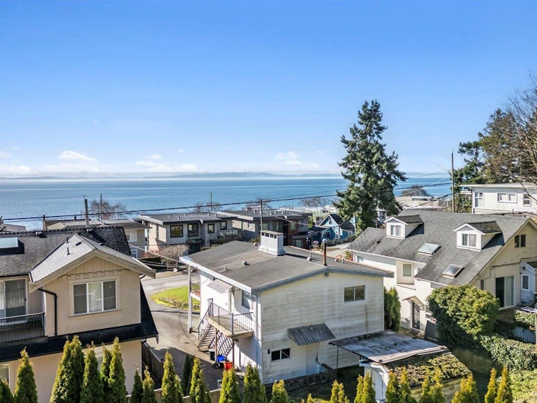 14667 W Beach Avenue, Surrey, BC, V4B 2T9 - 27