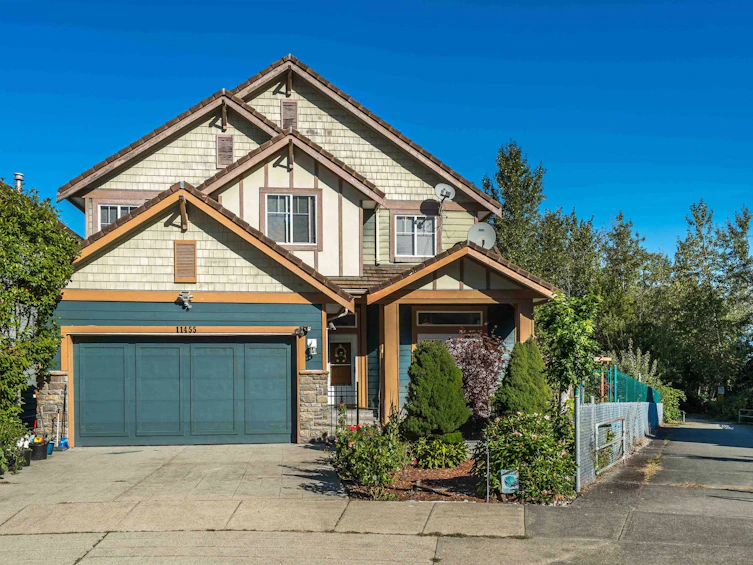 11455 154a Street, Surrey, BC, V3R 2V7