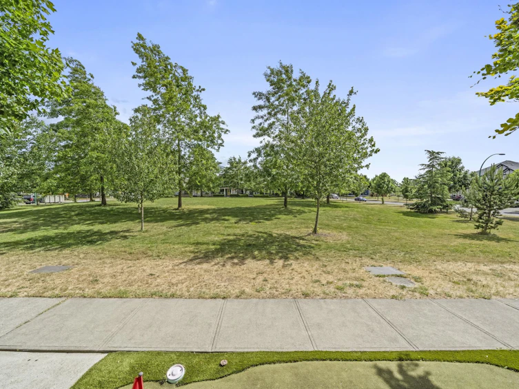 19482 71 Avenue, Surrey, BC, V4N 5Y7 - 3