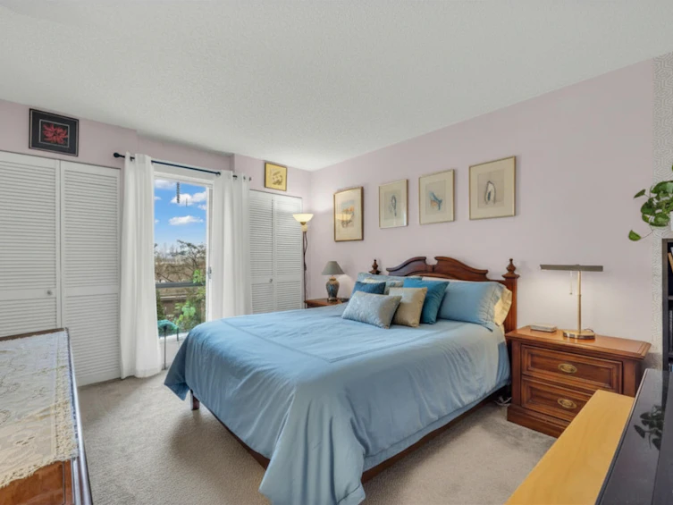 304-4941 Lougheed Highway, Burnaby, BC, V5B 4S6 - 3