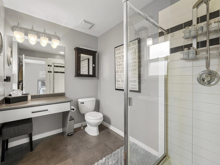 8-6575 192 Street, Surrey, BC, V4N 5T8 - 17