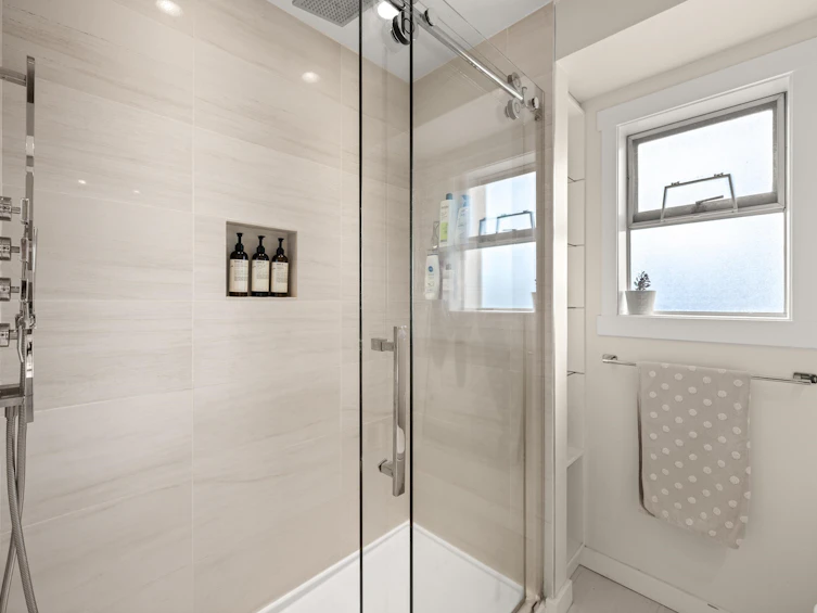 877 166 Street, Surrey, BC, V4A 9C4 - 25