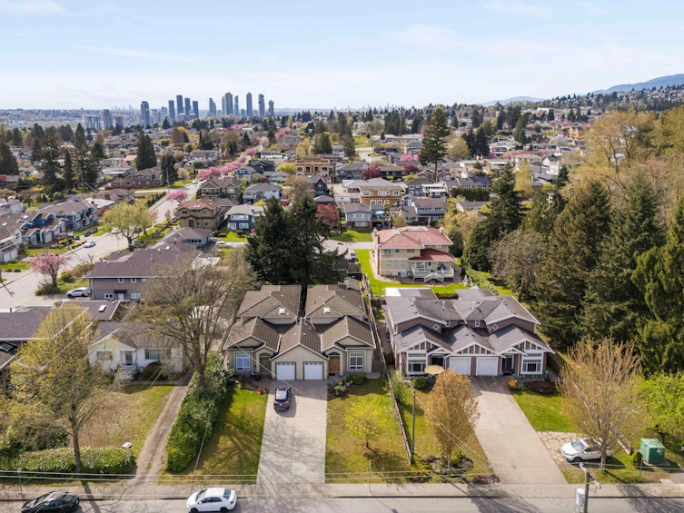 1351 Duthie Avenue, Burnaby, BC, V5A 2R5 - 35