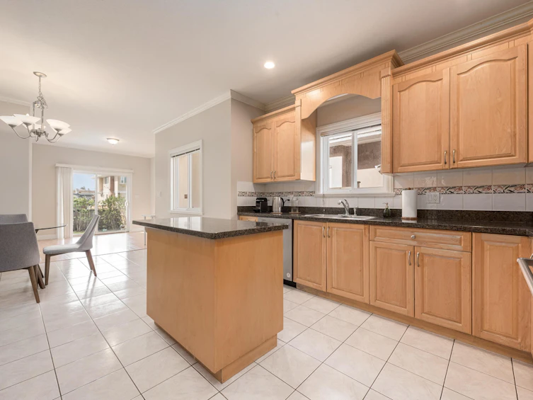 1351 Duthie Avenue, Burnaby, BC, V5A 2R5 - 11