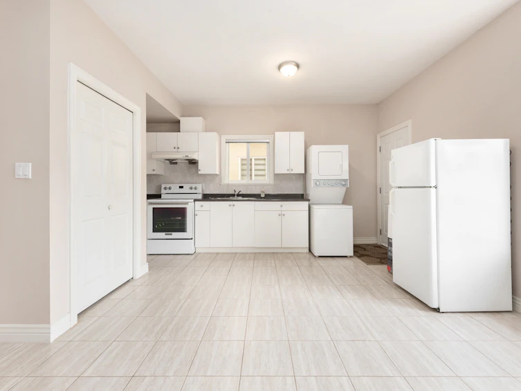 1351 Duthie Avenue, Burnaby, BC, V5A 2R5 - 24
