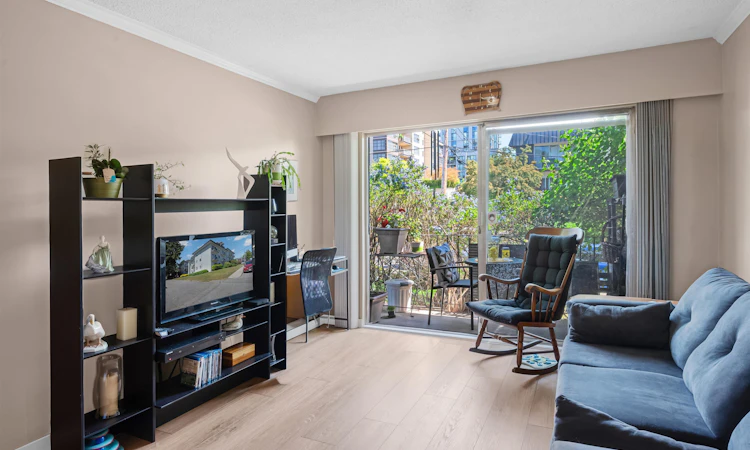 101-611 Blackford Street