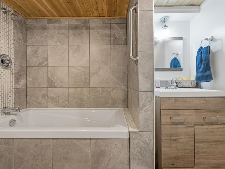 474 Alder Avenue, Harrison Hot Springs, BC, V0M 1K0 - 22