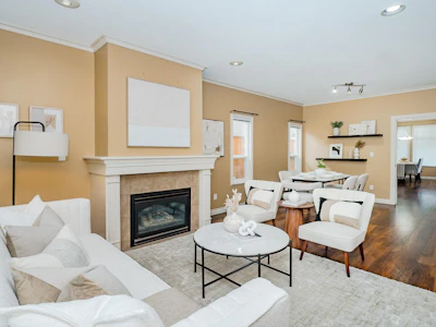 3933 Garry Street - 5