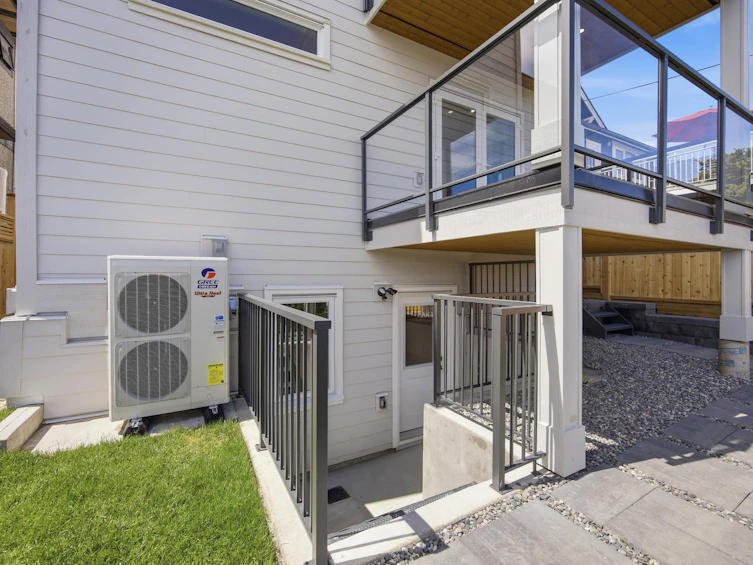 40 Sea Avenue, Burnaby, BC, V5B 3W6 - 33