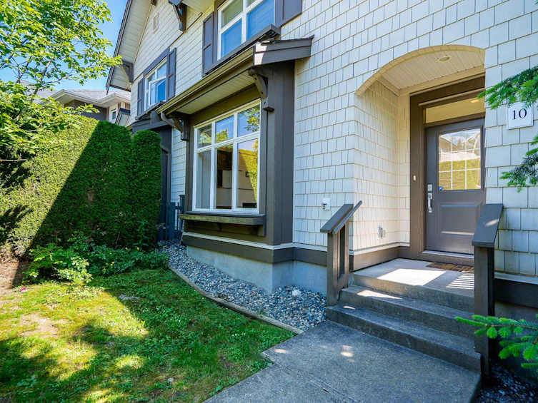 10-3400 Devonshire Avenue, Coquitlam, BC, V3E 0L1 - 3