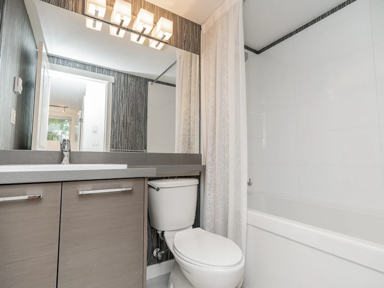 10-3400 Devonshire Avenue, Coquitlam, BC, V3E 0L1 - 26